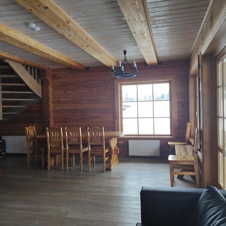 Guest House Unguri Stalbe Exterior photo