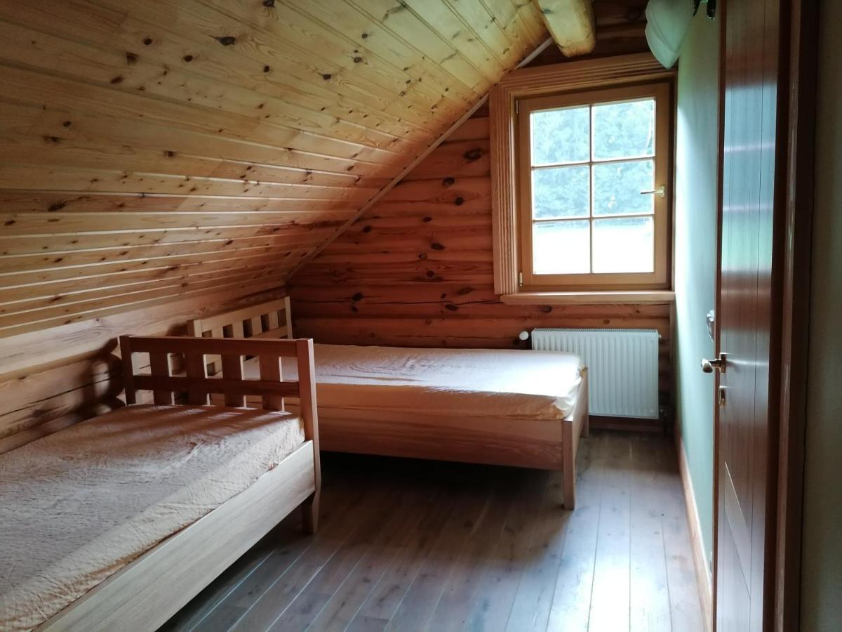 Guest House Unguri Stalbe Exterior photo
